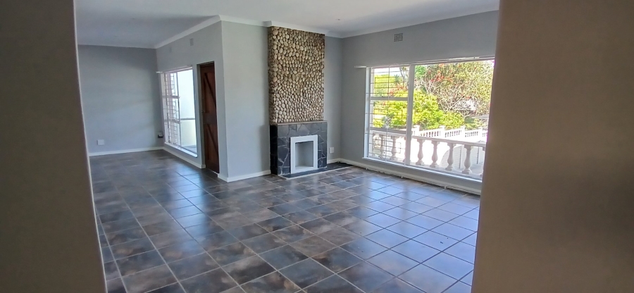3 Bedroom Property for Sale in Dormehls Drift Western Cape